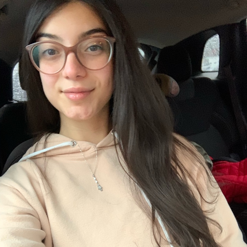 Meet your Posher, Sofia